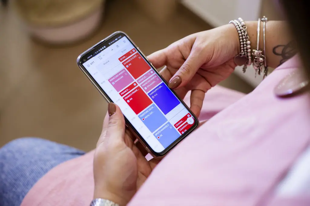 Come aprire un centro estetico e gestirlo online